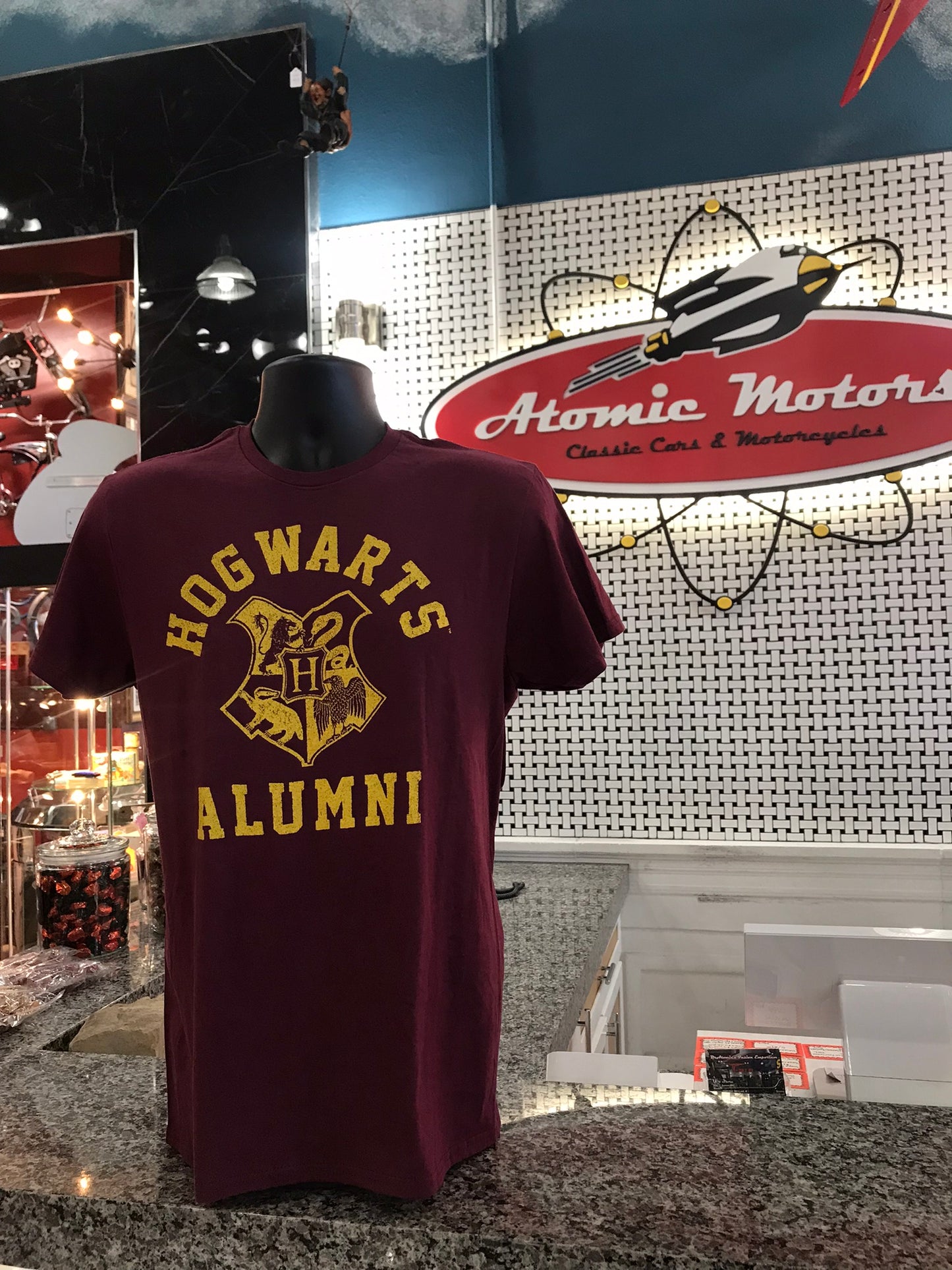 T-Shirt,Harry Potter Hogwarts Alumni,Maroon