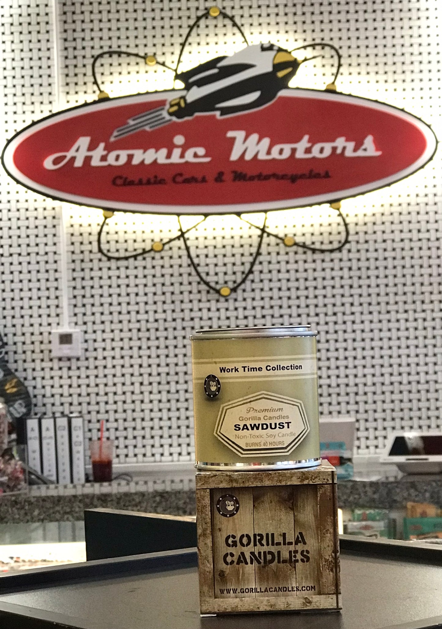 Candle,Sawdust,Gorilla Candles