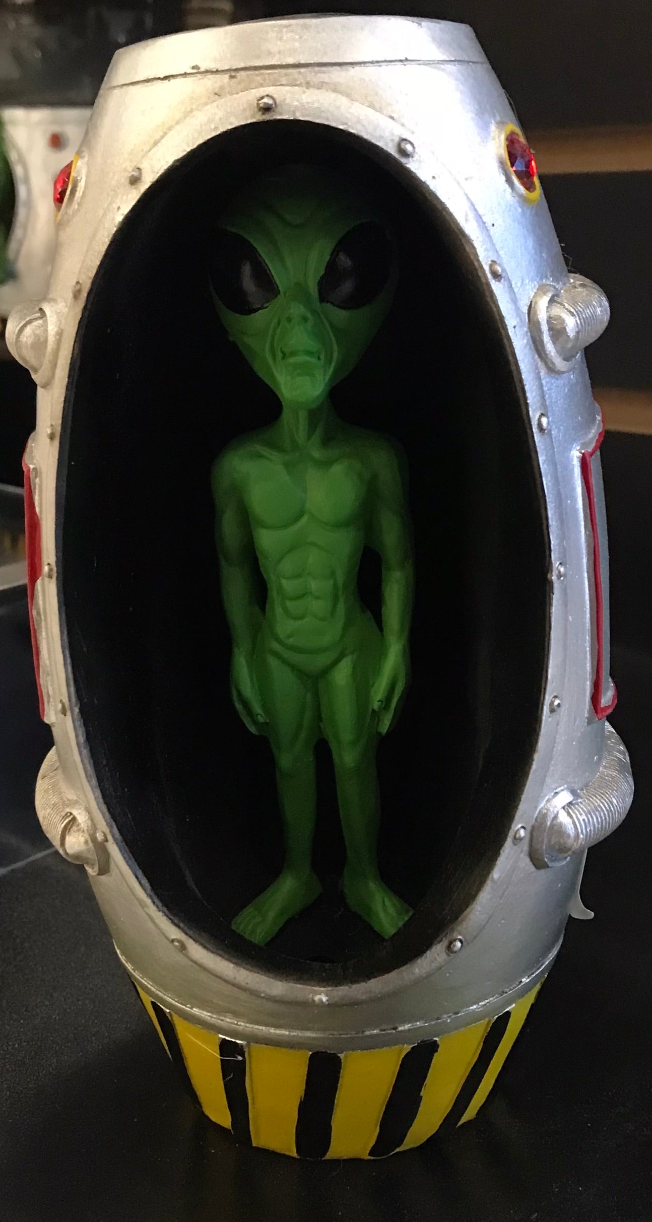 Incense Holder,Alien Capsule