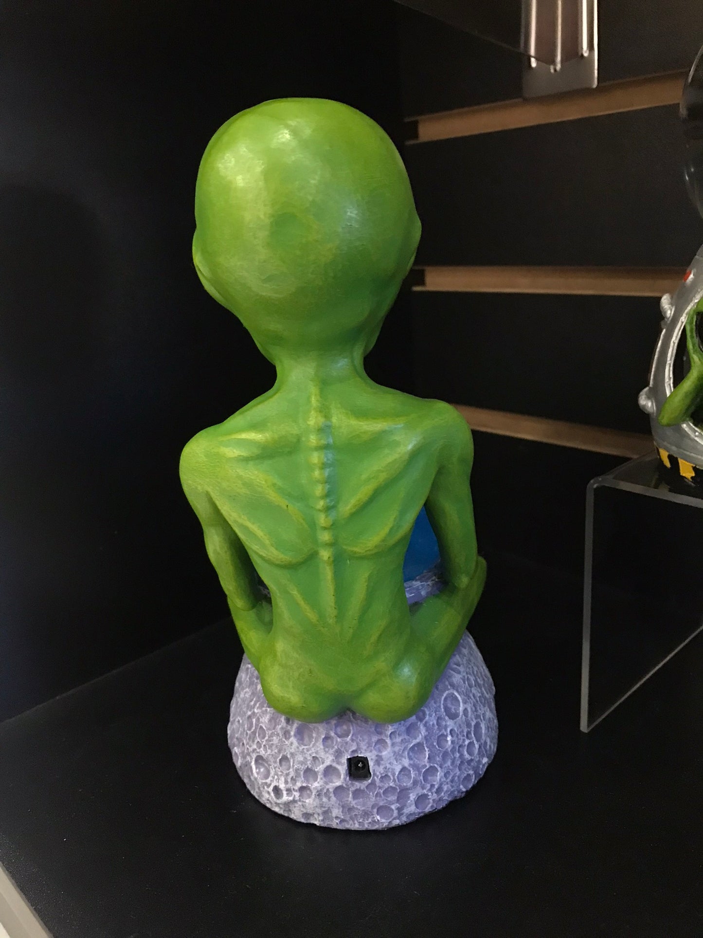 Snow Globe,Alien Blue Storm