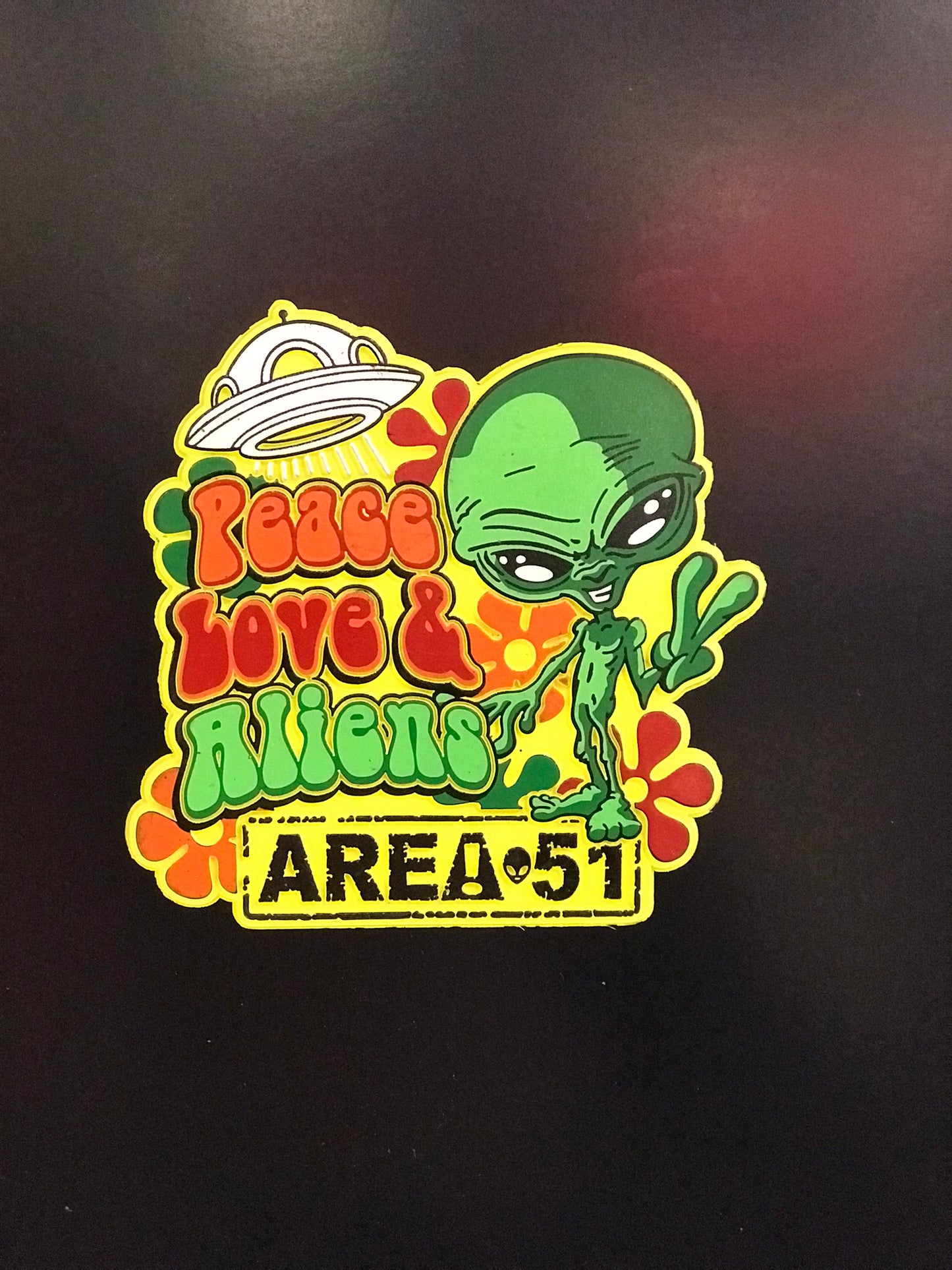 Magnet,Area 51,Peace,Love & Alien