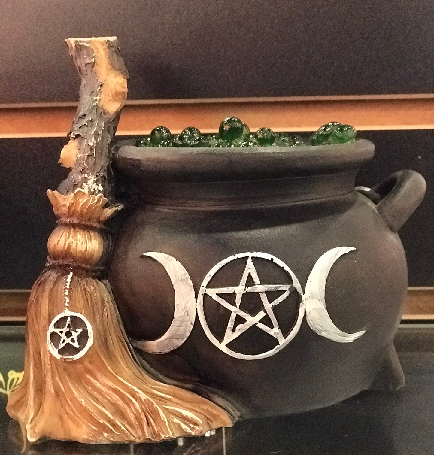 Gifts,Triple Moon Cauldron