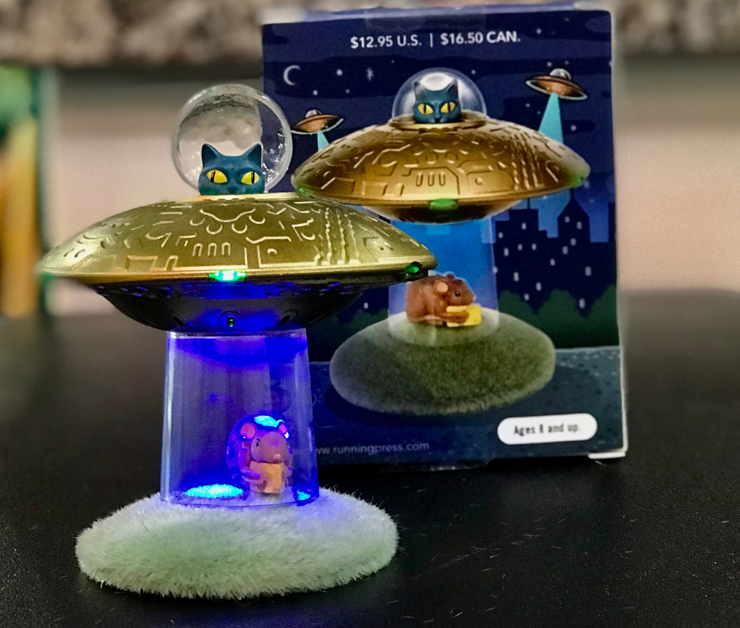 Gifts,UFO Cat Invasion