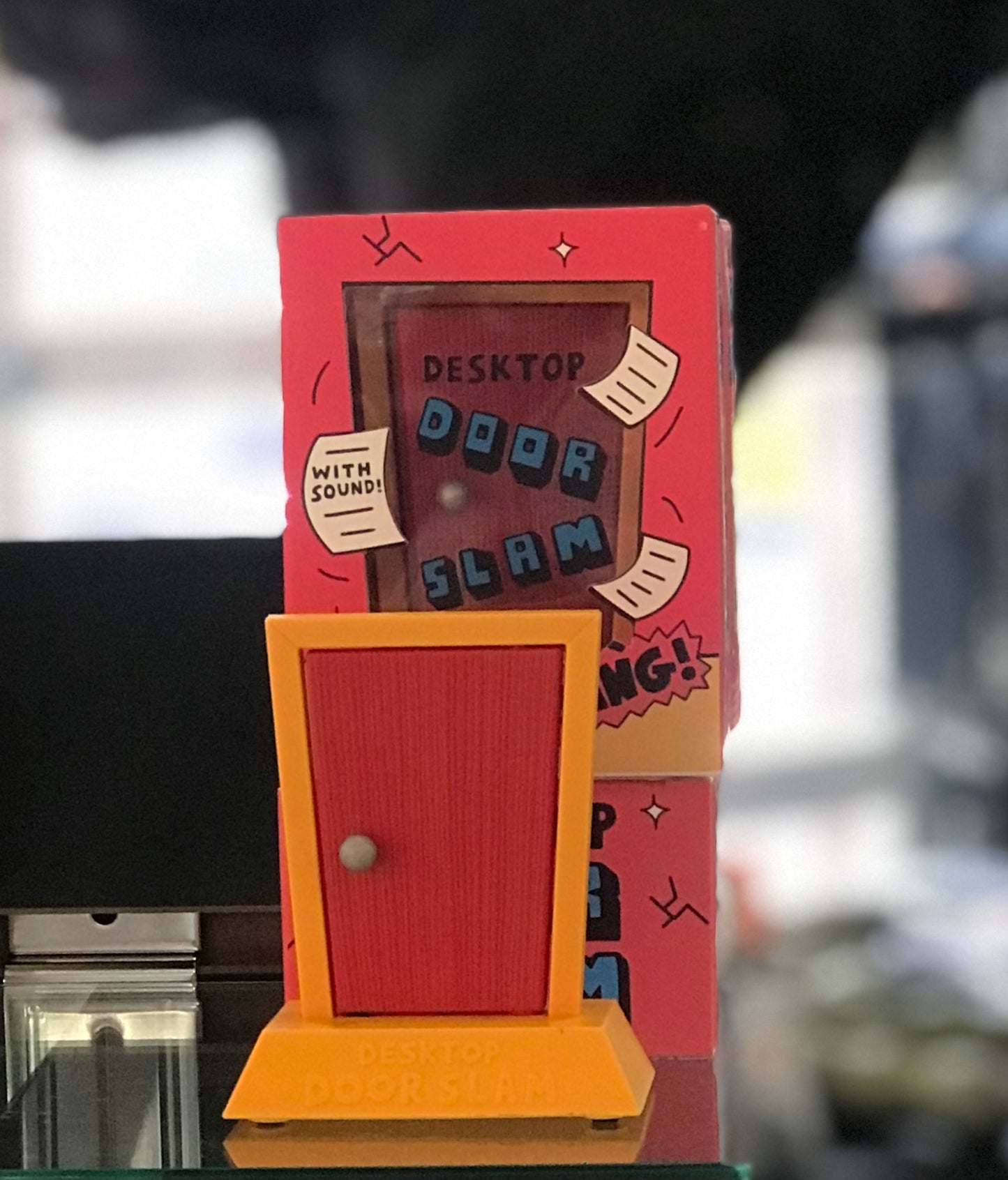 Toy,Desk Top Door Slam