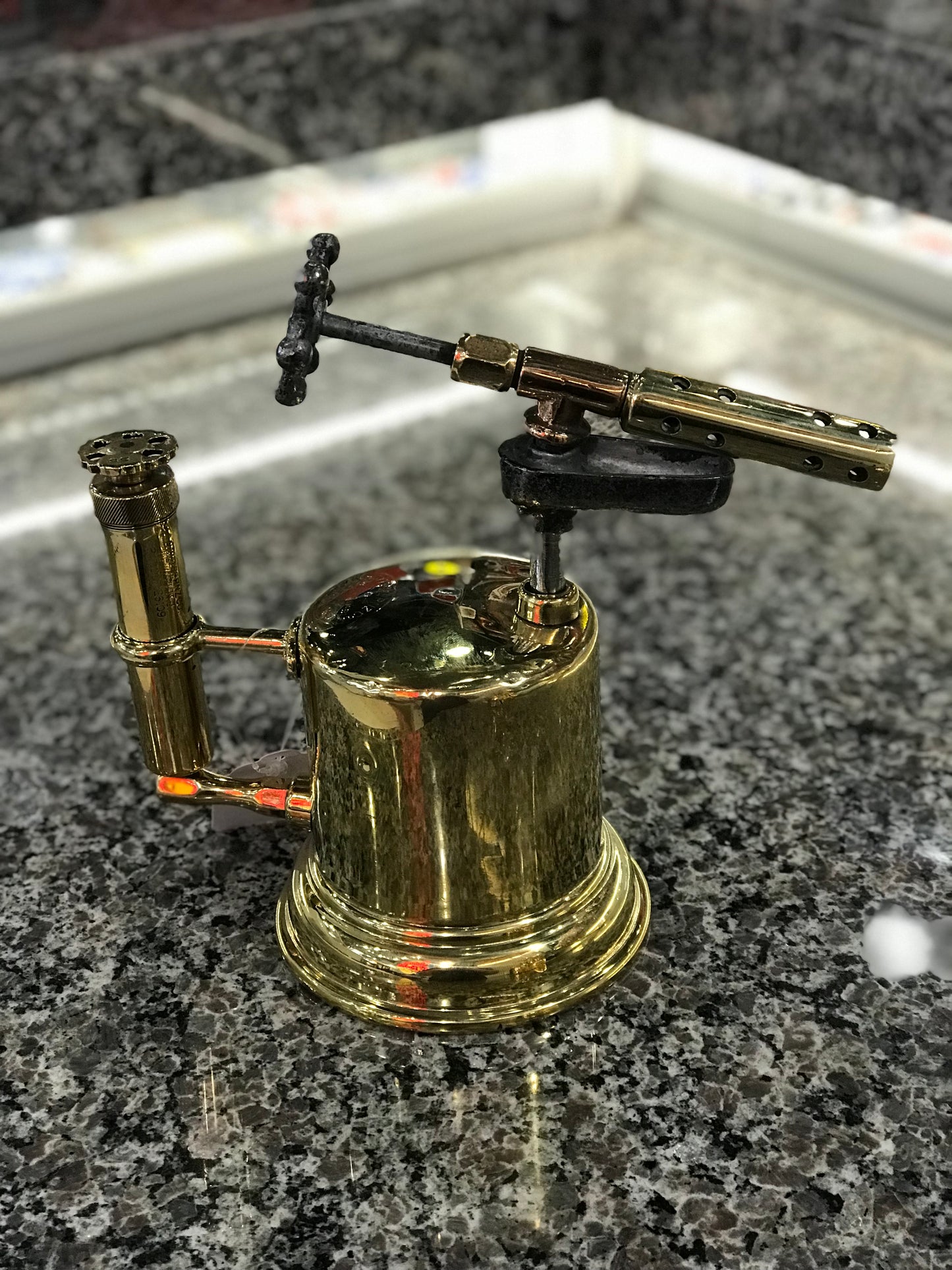Gifts,Gasoline Torch,Otto Berne,Blow