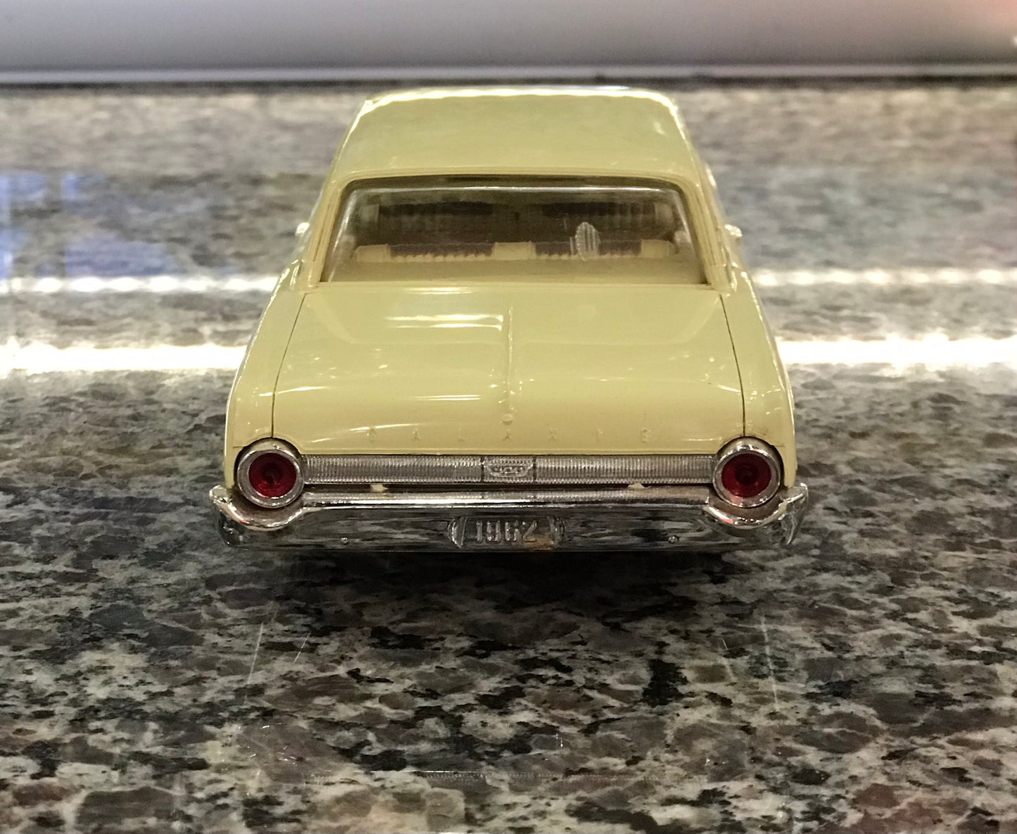 Car,Ford Galaxie II,1962