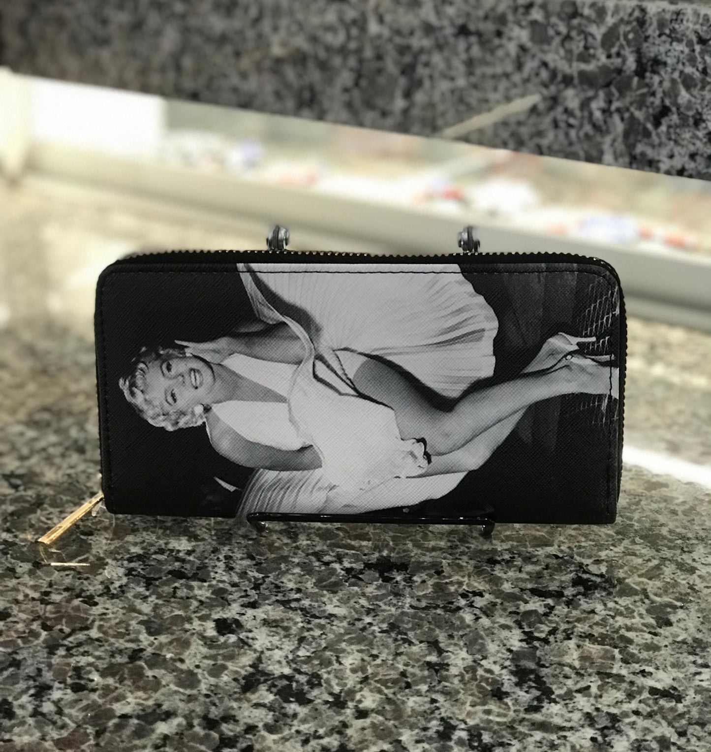 Wallet,Marilyn Monroe,Black,Large