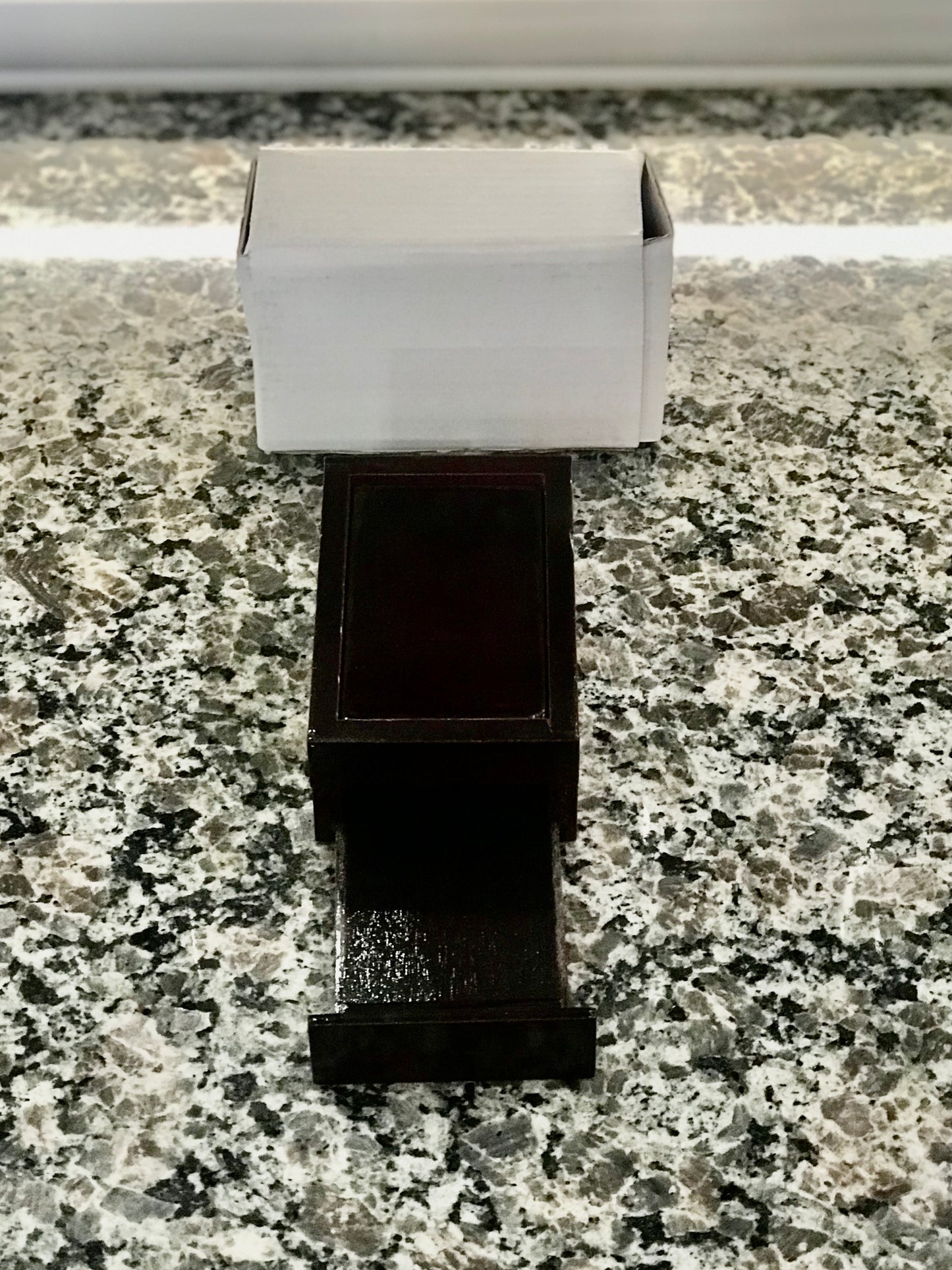Rattle Box,Magic Trick
