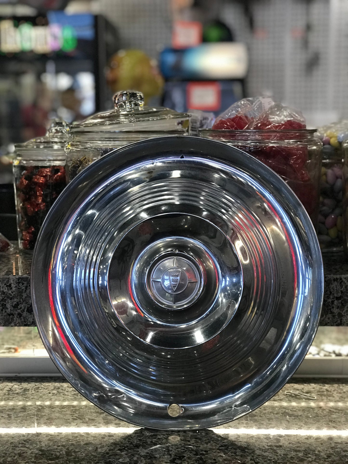 Hubcap,Chrysler Winsor,1955
