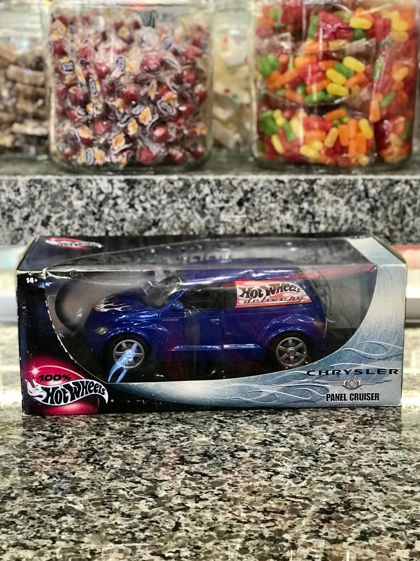 Car,Hot Wheels,Chrysler Cruiser,100%