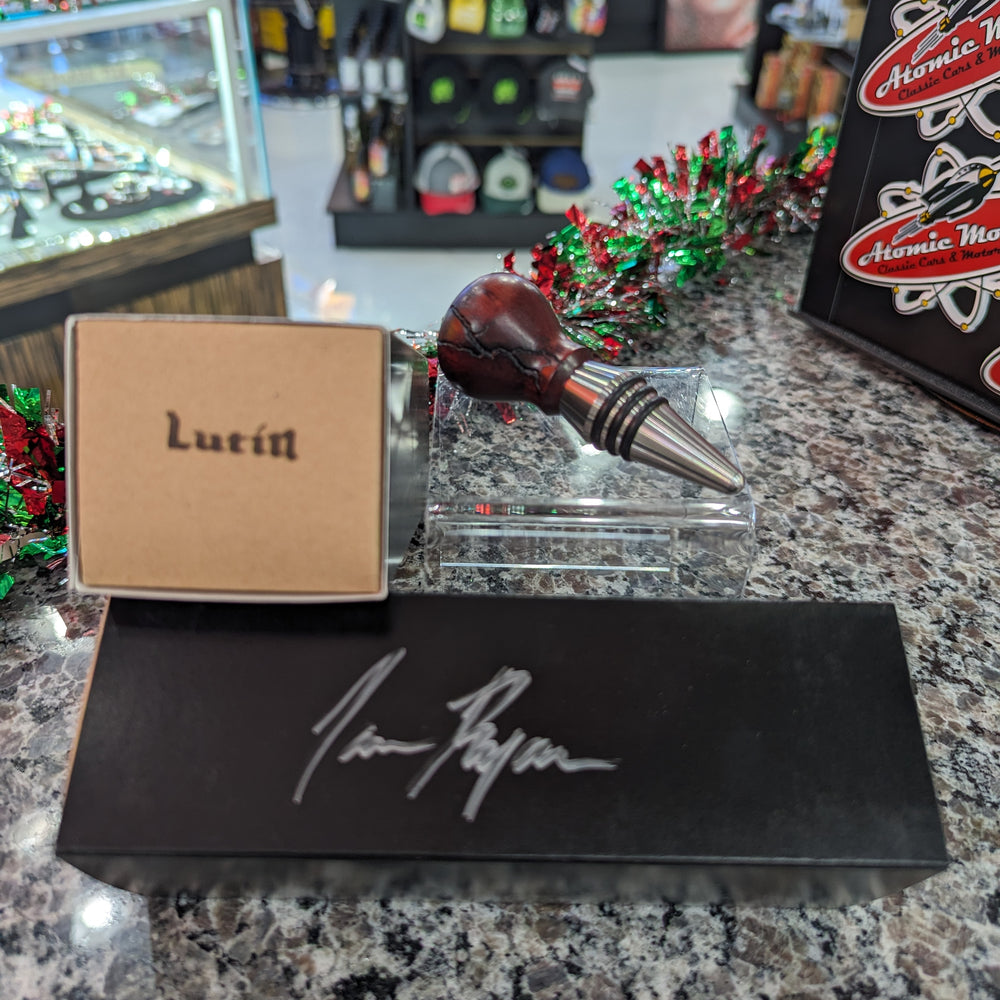 
                      
                        Wood Bottle Stopper,Blood Wood,1
                      
                    